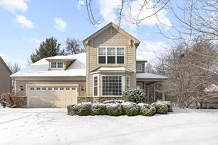 260 S Westminister Ct, Round Lake, IL 60073 - Photo 1