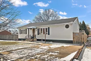 11118 S Natoma Ave, Worth, IL 60482 - Photo 3