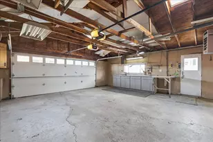 11118 S Natoma Ave, Worth, IL 60482 - Photo 23