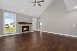 777 Dartmouth Ln, Oswego, IL 60543 - Photo 11