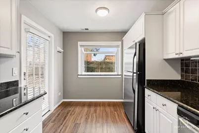 194 Grove Avenue #A, Des Plaines, IL 60016 - Photo 11