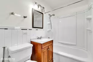 7528 Kenneth Ave, Skokie, IL 60076 - Photo 15