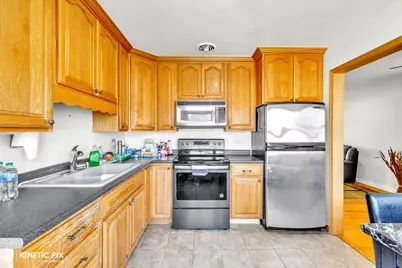 7528 Kenneth Avenue, Skokie, IL 60076 - Photo 11