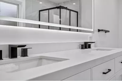 200 N Pine Street, Prospect Heights, IL 60070 - Photo 25