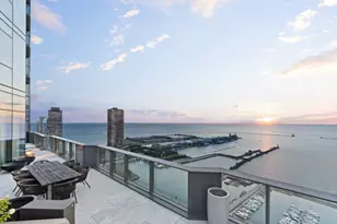 211 N Harbor Dr, Chicago, IL 60601 - Photo 27