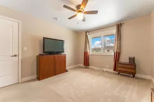 513 Jill Ln, Bolingbrook, IL 60440 - Photo 11