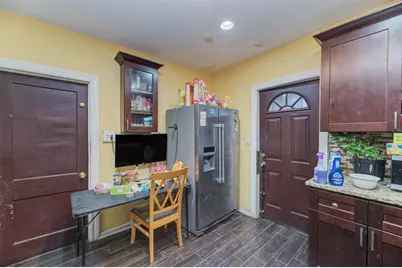 1941 N Harding Avenue, Chicago, IL 60647 - Photo 31