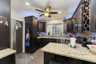 1941 N Harding Ave, Chicago, IL 60647 - Photo 17