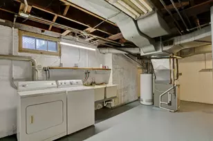 526 W Jackson St, Woodstock, IL 60098 - Photo 35