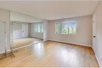 300 Boardwalk Place, Park Ridge, IL 60068 - Photo 27