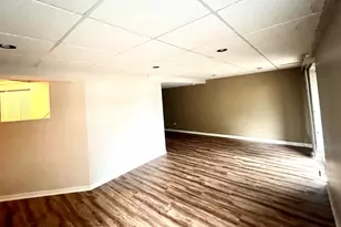 300 Lunt Ave, Schaumburg, IL 60193 - Photo 25