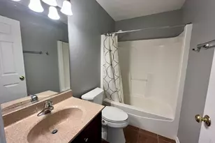 300 Lunt Ave, Schaumburg, IL 60193 - Photo 21