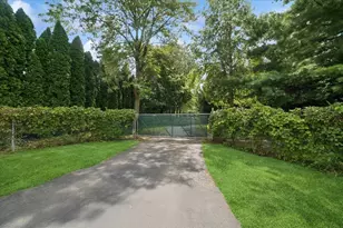 12266 N Grove Rd, Sycamore, IL 60178 - Photo 3