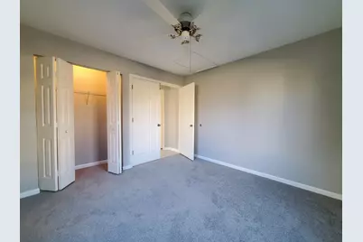 325 Satinwood Court S, Buffalo Grove, IL 60089 - Photo 23