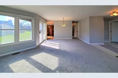 325 Satinwood Court S, Buffalo Grove, IL 60089 - Photo 5