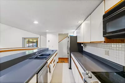 [Address not provided], Champaign, IL 61821 - Photo 9