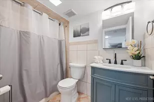 127 N Wolf Rd, Wheeling, IL 60090 - Photo 11