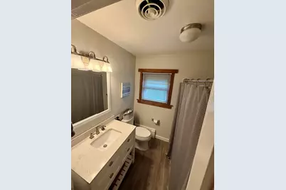 1270 Benson Lane, Green Oaks, IL 60048 - Photo 9