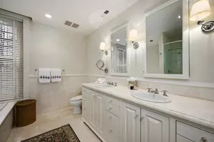 75 E Elm St, Chicago, IL 60611 - Photo 29