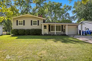 910 Dawn Ct, Dekalb, IL 60115 - Photo 1