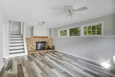 910 Dawn Court, Dekalb, IL 60115 - Photo 11