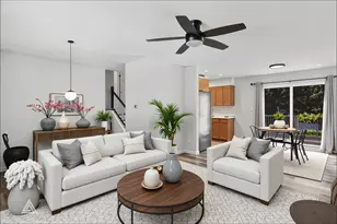 910 Dawn Ct, Dekalb, IL 60115 - Photo 3