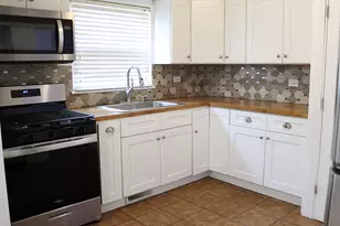 2718 S East Ave, Berwyn, IL 60402 - Photo 9