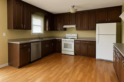 302 Channel Drive, Island Lake, IL 60042 - Photo 5