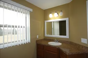 627 N Edgemere Dr, Bourbonnais, IL 60914 - Photo 21