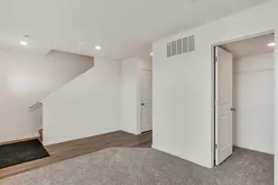 2646 Arrowhead Dr, Pingree Grove, IL 60140 - Photo 7