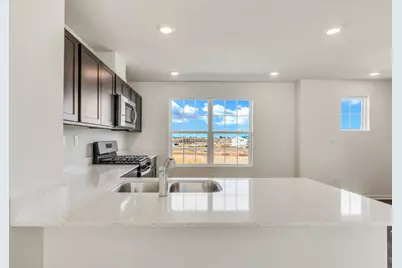 2646 Arrowhead Drive, Pingree Grove, IL 60140 - Photo 9