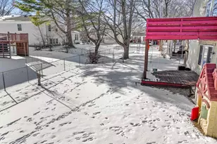 9 Edgewood Rd, Vernon Hills, IL 60061 - Photo 43