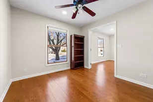 9 Edgewood Rd, Vernon Hills, IL 60061 - Photo 25