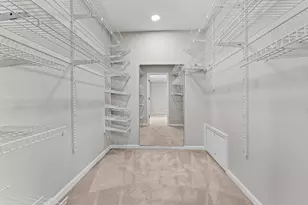 9 Edgewood Rd, Vernon Hills, IL 60061 - Photo 31