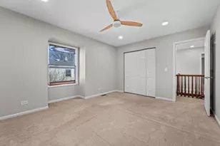 9 Edgewood Rd, Vernon Hills, IL 60061 - Photo 37