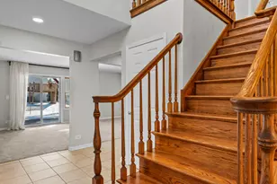 9 Edgewood Rd, Vernon Hills, IL 60061 - Photo 3