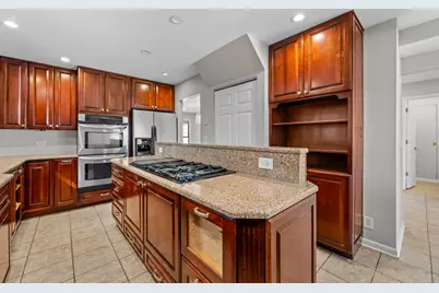 9 Edgewood Road, Vernon Hills, IL 60061 - Photo 15