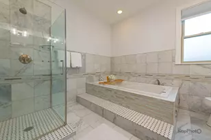 8237 N Newland Ave, Niles, IL 60714 - Photo 39