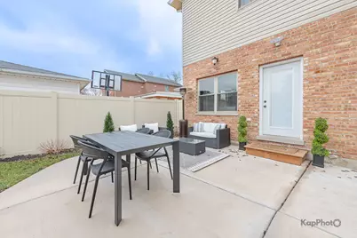 8237 N Newland Avenue, Niles, IL 60714 - Photo 45