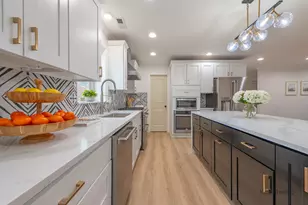 8237 N Newland Ave, Niles, IL 60714 - Photo 9