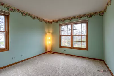 1551 Crowfoot Circle N, Hoffman Estates, IL 60169 - Photo 27