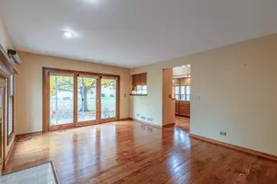 1551 Crowfoot Cir N, Hoffman Estates, IL 60169 - Photo 19