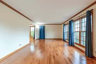 1551 Crowfoot Cir N, Hoffman Estates, IL 60169 - Photo 5