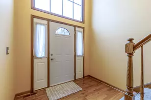 1551 Crowfoot Cir N, Hoffman Estates, IL 60169 - Photo 3