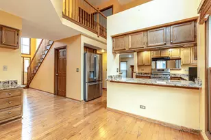 1551 Crowfoot Cir N, Hoffman Estates, IL 60169 - Photo 13