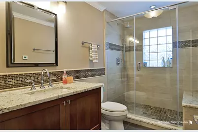 501 S Emerald Drive, McHenry, IL 60051 - Photo 23