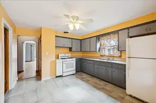 5118 N New England St, Chicago, IL 60656 - Photo 5