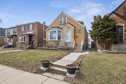 5118 N New England Street, Chicago, IL 60656 - Photo 1