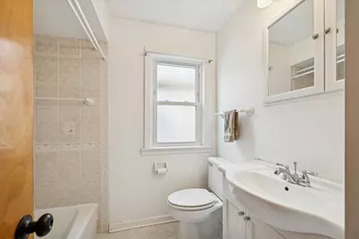 5118 N New England Street, Chicago, IL 60656 - Photo 9