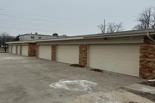 2211 Benjamin Ln, Bloomington, IL 61701 - Photo 45